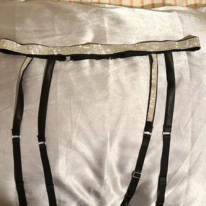 Victoria's Secret rhinestone garter belt ♥